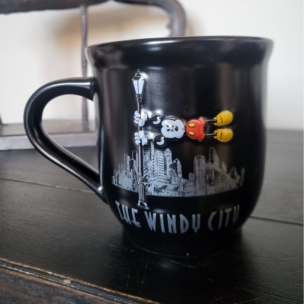 Disney Store Chicago Mickey Mouse "The Windy City" Cup/ Mug Black